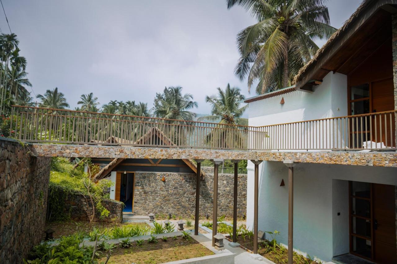 Maayaa Riverside Villa By Kpm Tripenta Attappādi 外观 照片