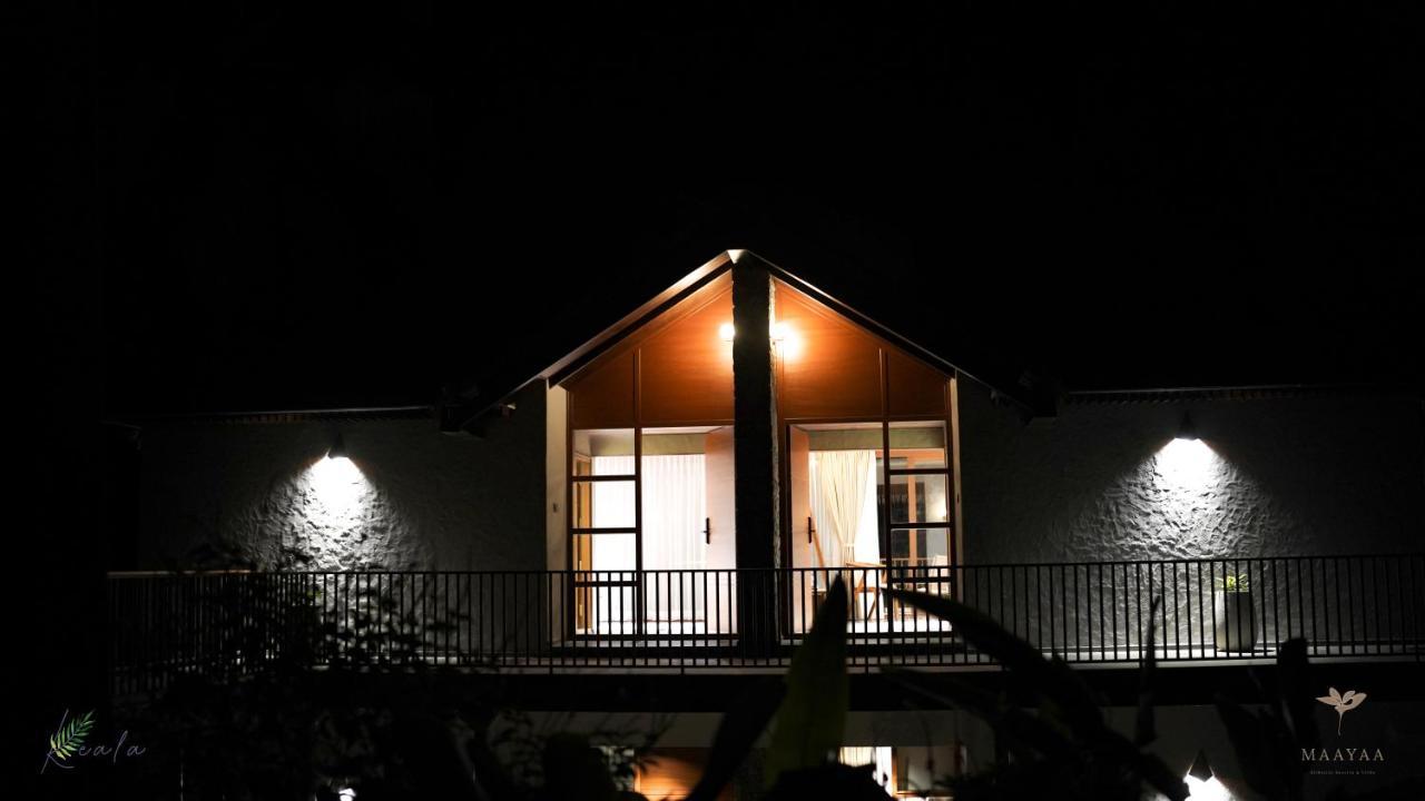 Maayaa Riverside Villa By Kpm Tripenta Attappādi 外观 照片