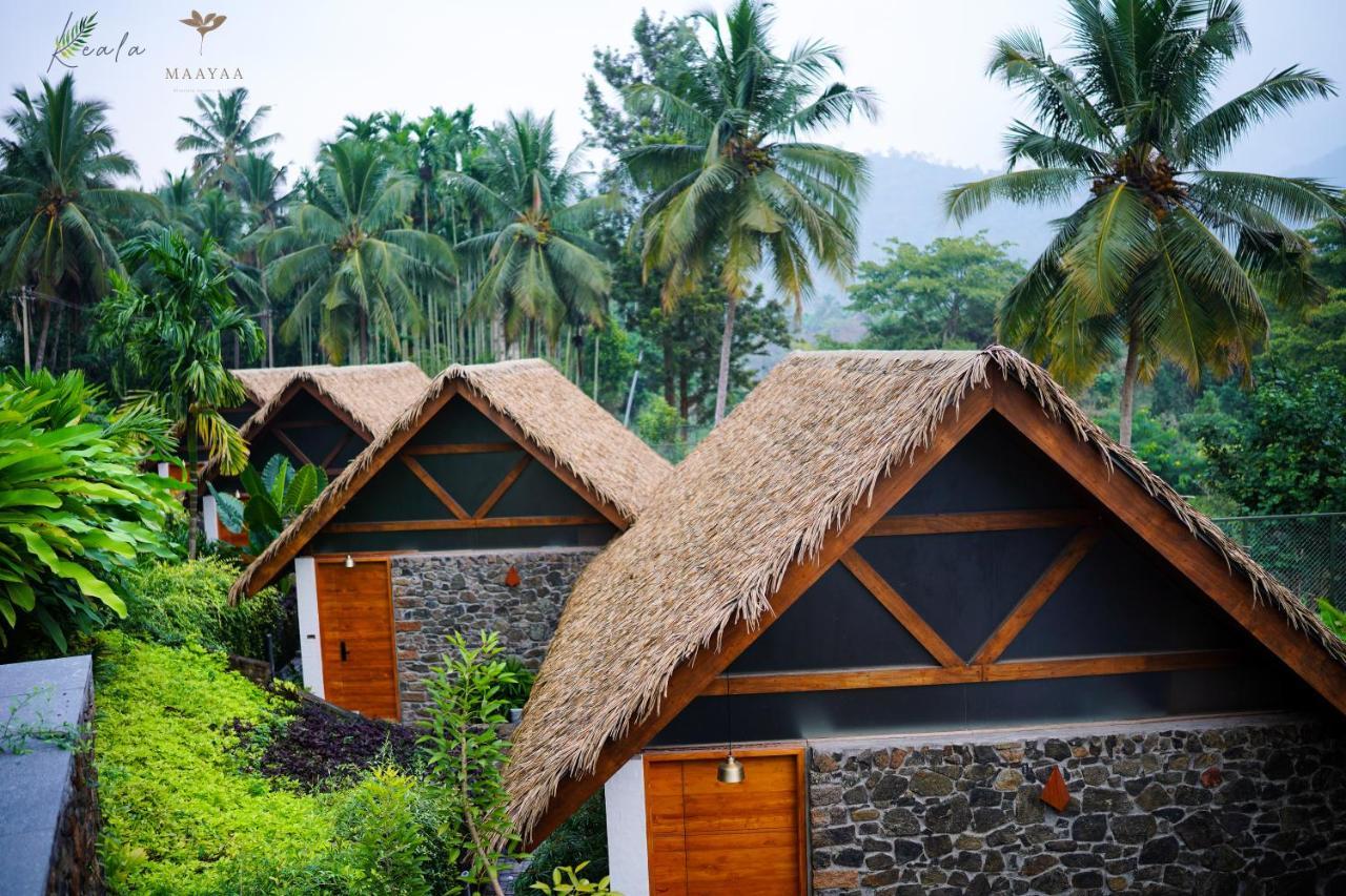 Maayaa Riverside Villa By Kpm Tripenta Attappādi 外观 照片